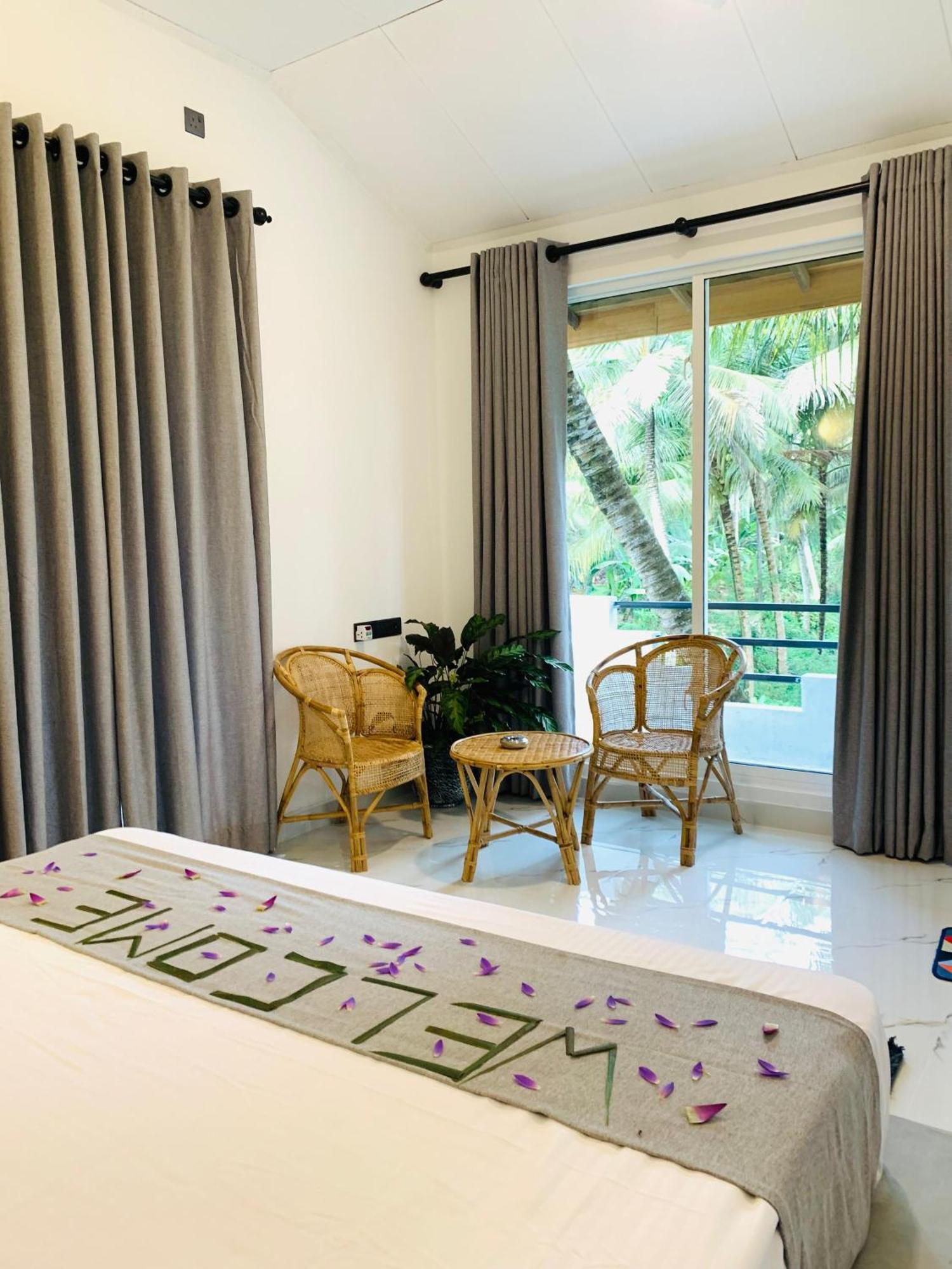 E Seven House Bed & Breakfast Dikwella Luaran gambar